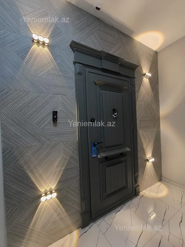 Satılır 3 otaqlı yeni tikili 130 m²