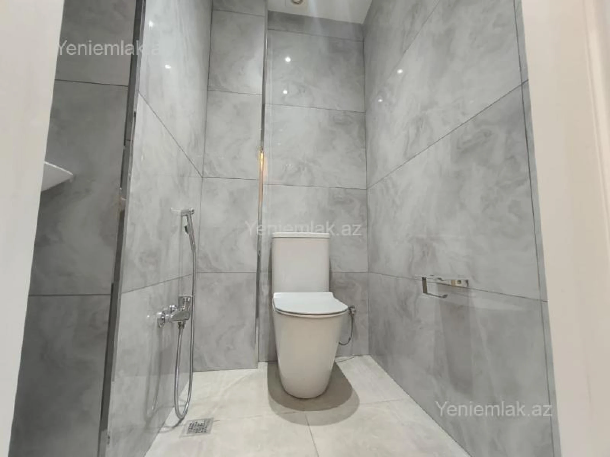 Satılır 3 otaqlı yeni tikili 87 m²