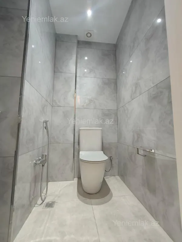 Satılır 3 otaqlı yeni tikili 87 m²