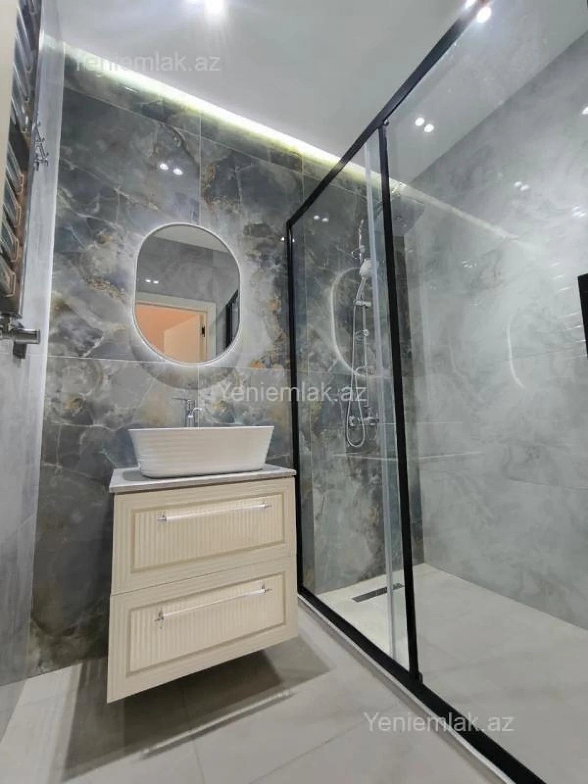 Satılır 3 otaqlı yeni tikili 87 m²