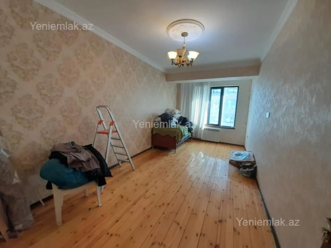 Satılır 2 otaqlı yeni tikili 90 m²