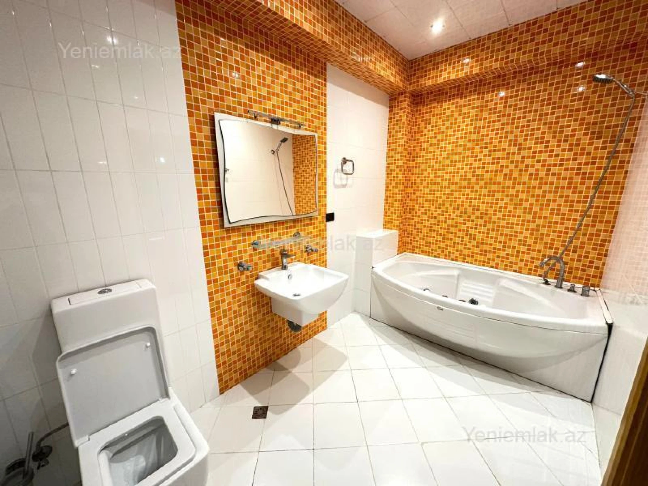 Satılır 4 otaqlı yeni tikili 190 m²