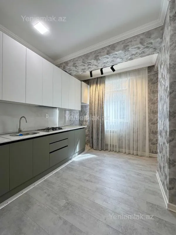 Satılır 2 otaqlı yeni tikili 75 m²