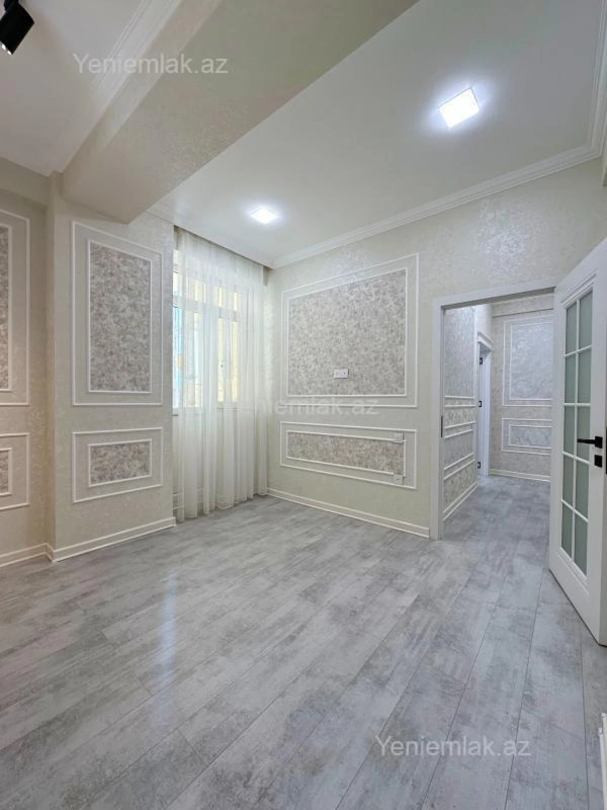 Satılır 2 otaqlı yeni tikili 75 m²