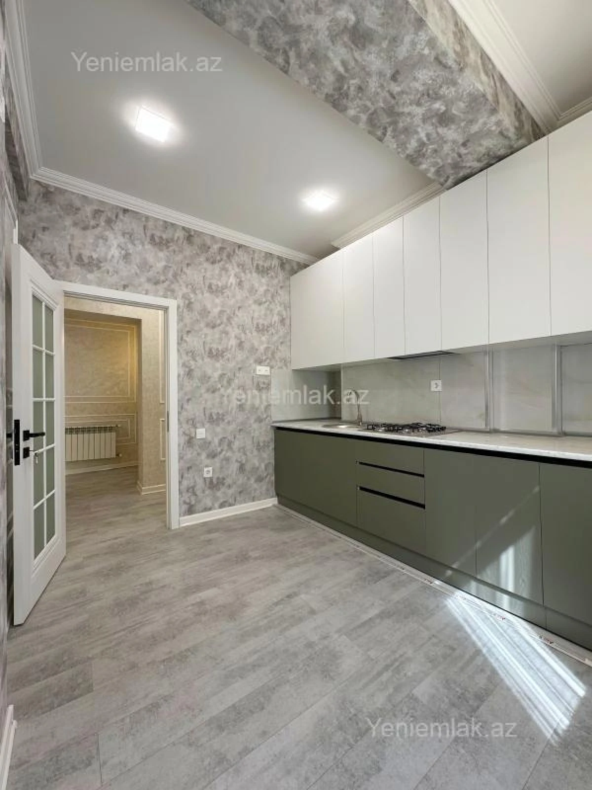 Satılır 2 otaqlı yeni tikili 75 m²
