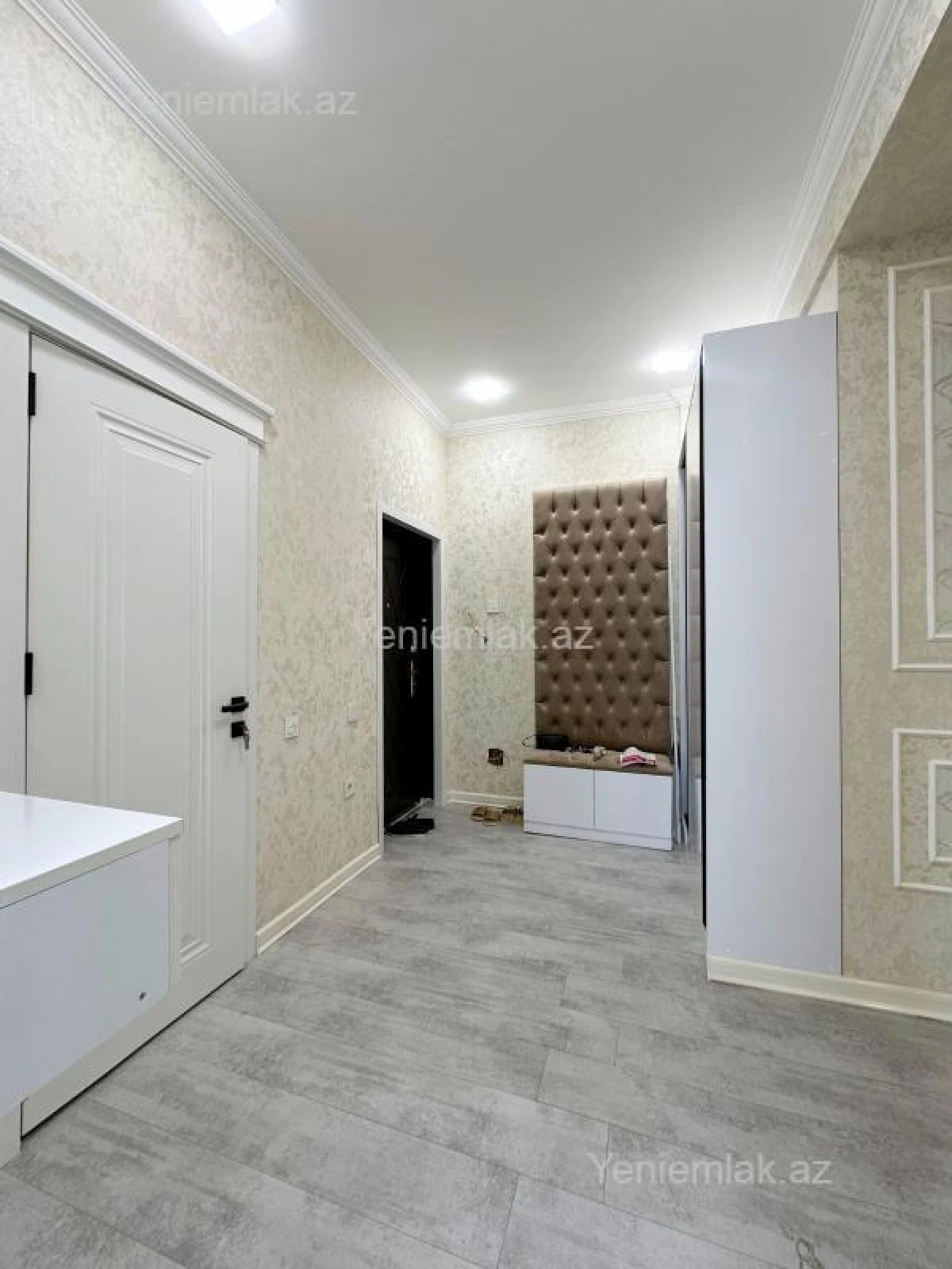 Satılır 2 otaqlı yeni tikili 75 m²