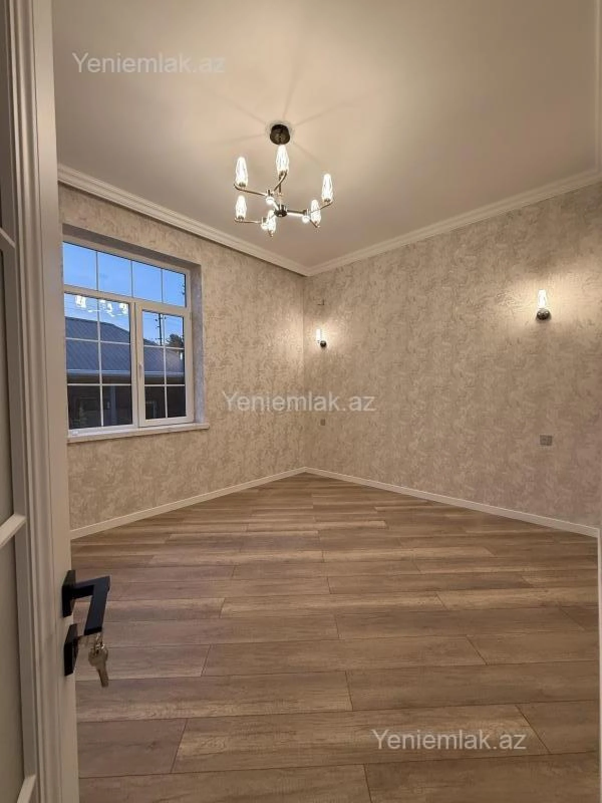 Satılır 4 otaqlı həyət evi 144 m²