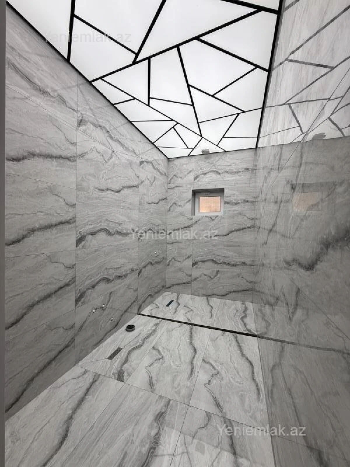 Satılır 4 otaqlı həyət evi 144 m²