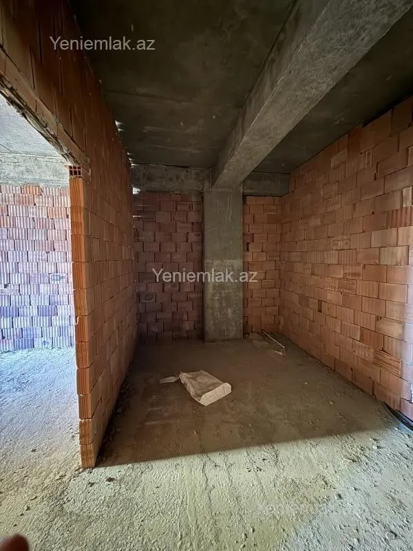 Satılır 1 otaqlı yeni tikili 74 m²