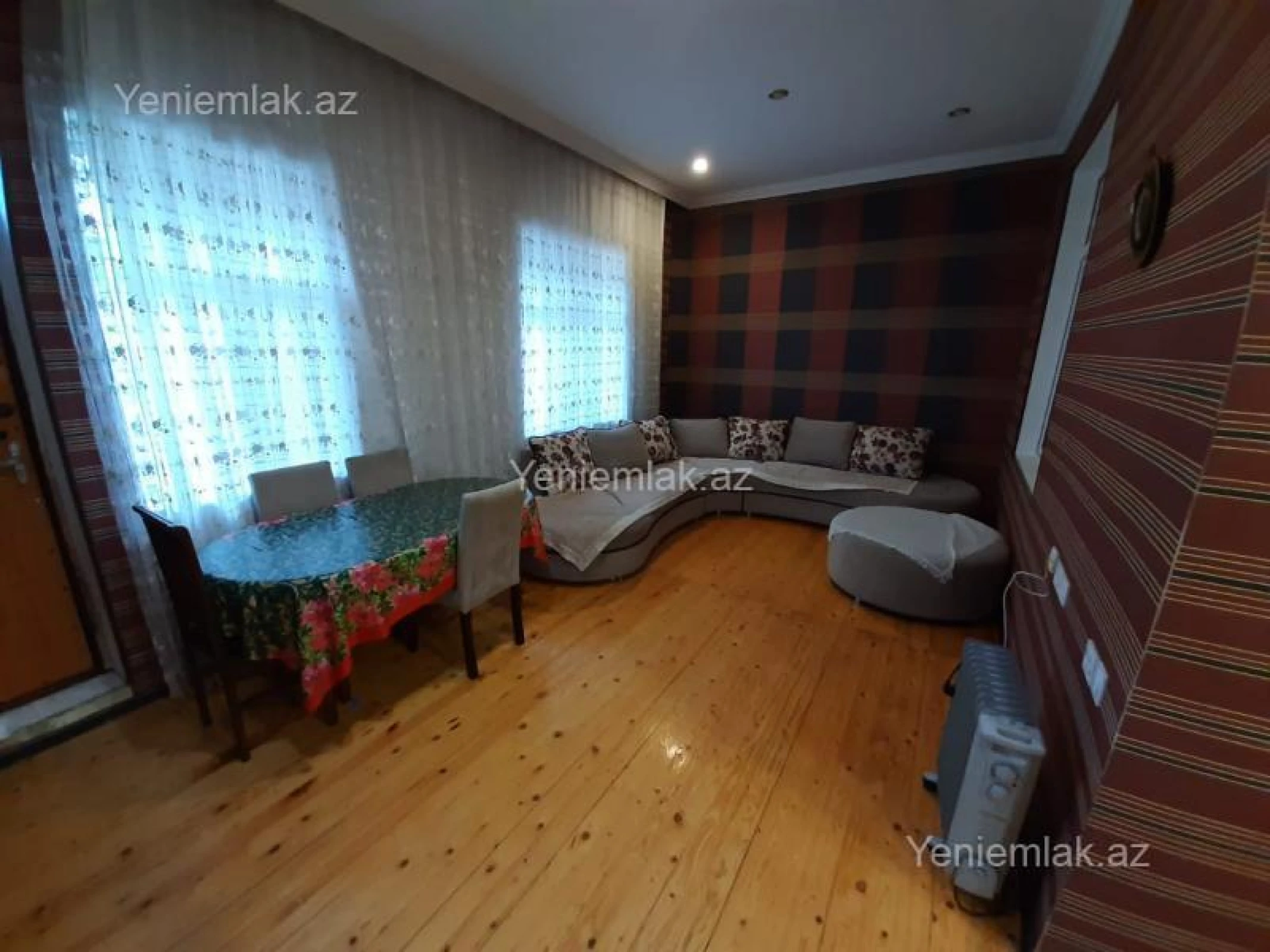 Satılır 3 otaqlı köhnə tikili 90 m²
