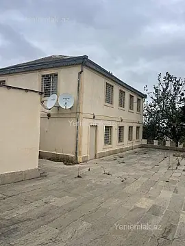 Satılır 6 otaqlı həyət evi 250 m²
