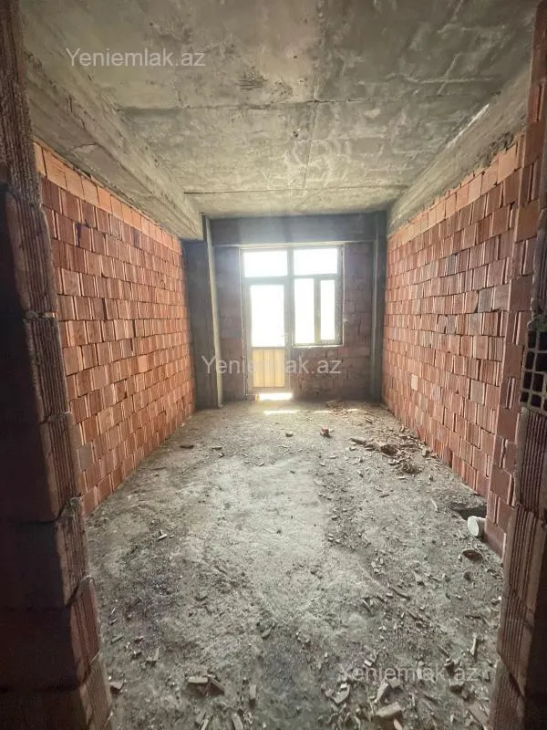 Satılır 2 otaqlı yeni tikili 85.8 m²