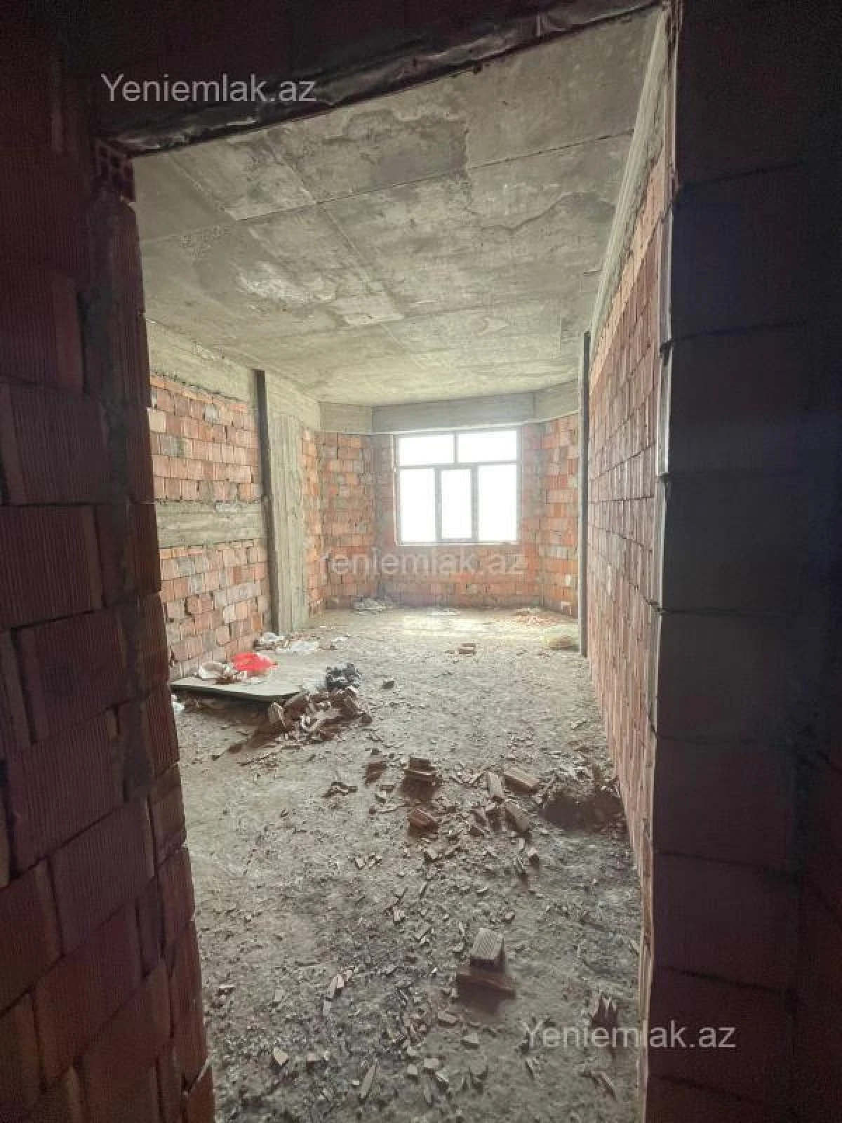 Satılır 2 otaqlı yeni tikili 85.8 m²