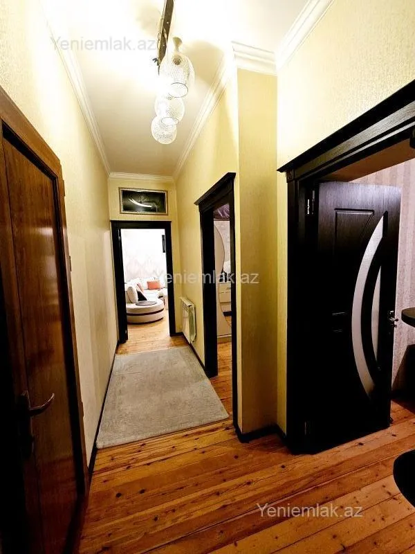 Satılır 2 otaqlı yeni tikili 60 m²