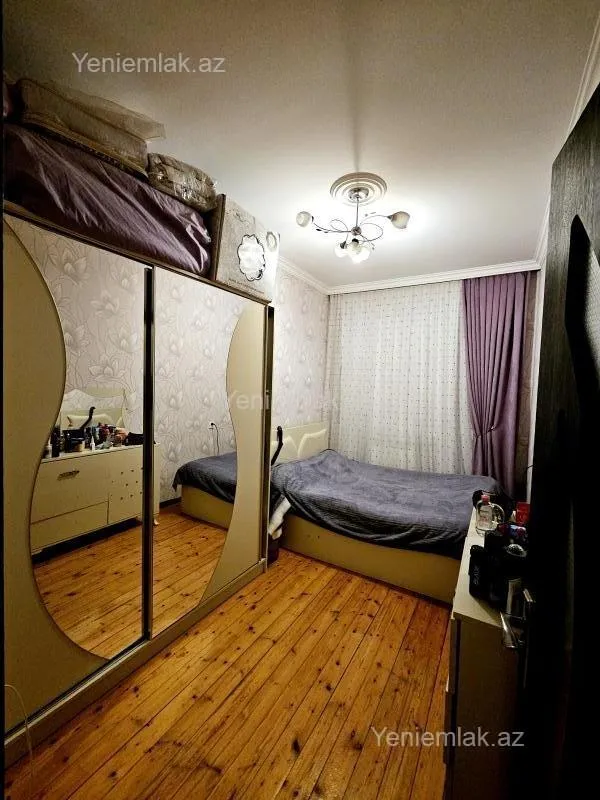 Satılır 2 otaqlı yeni tikili 60 m²