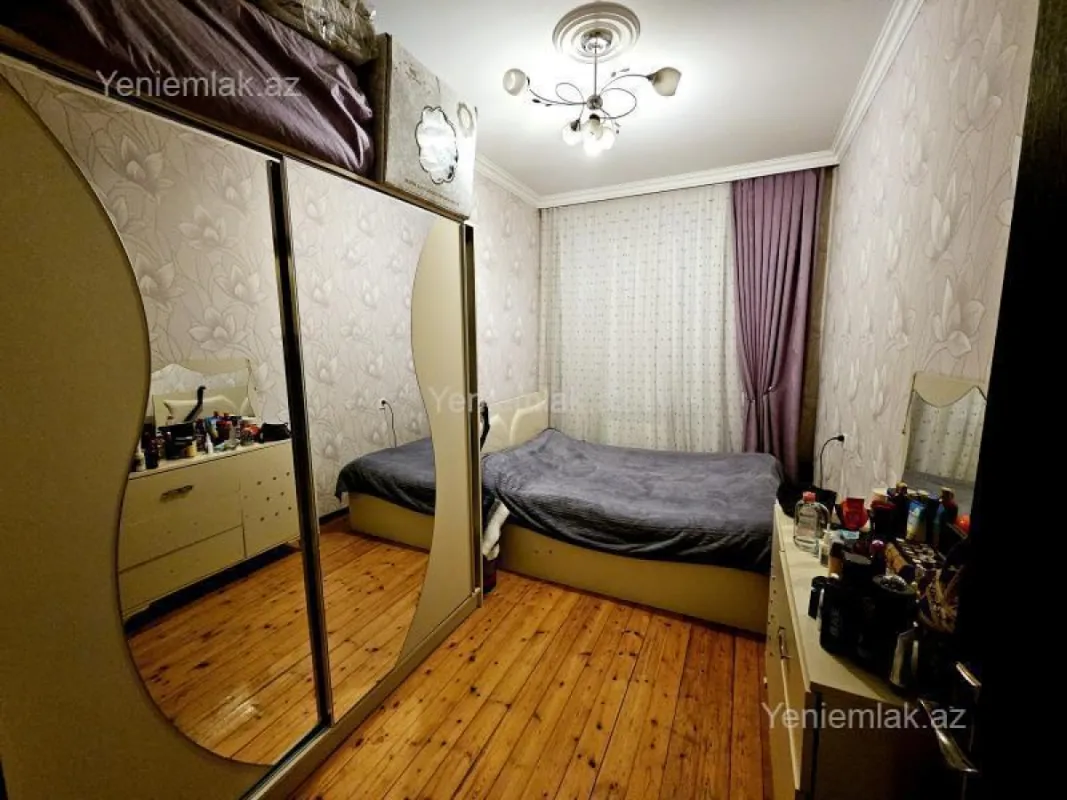 Satılır 2 otaqlı yeni tikili 60 m²