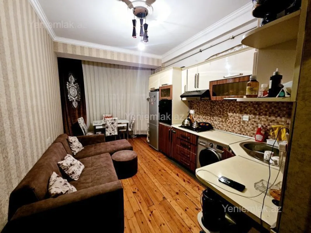 Satılır 2 otaqlı yeni tikili 60 m²