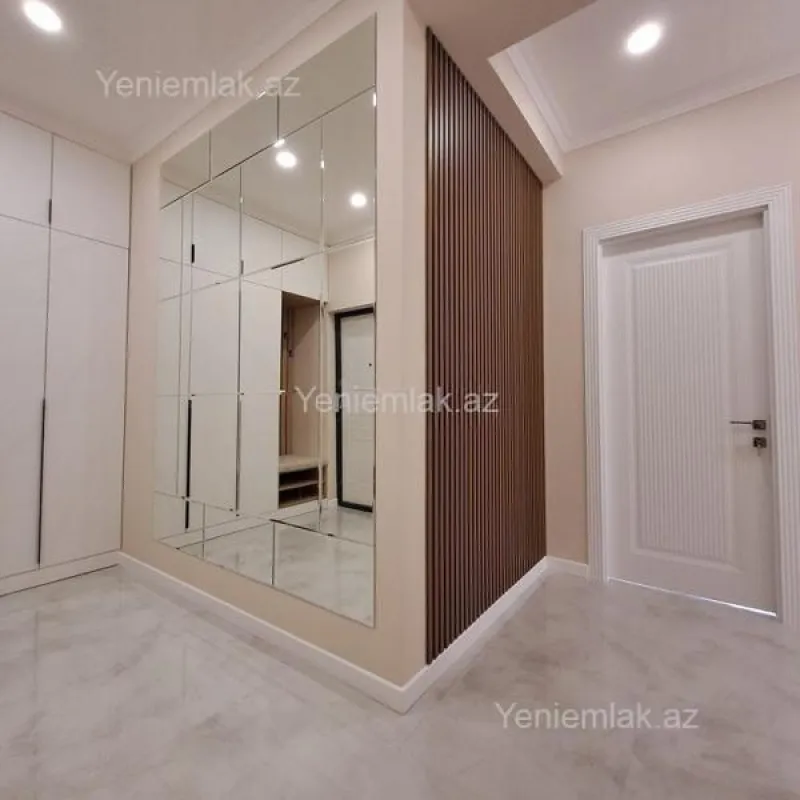 Satılır 3 otaqlı yeni tikili 95 m²