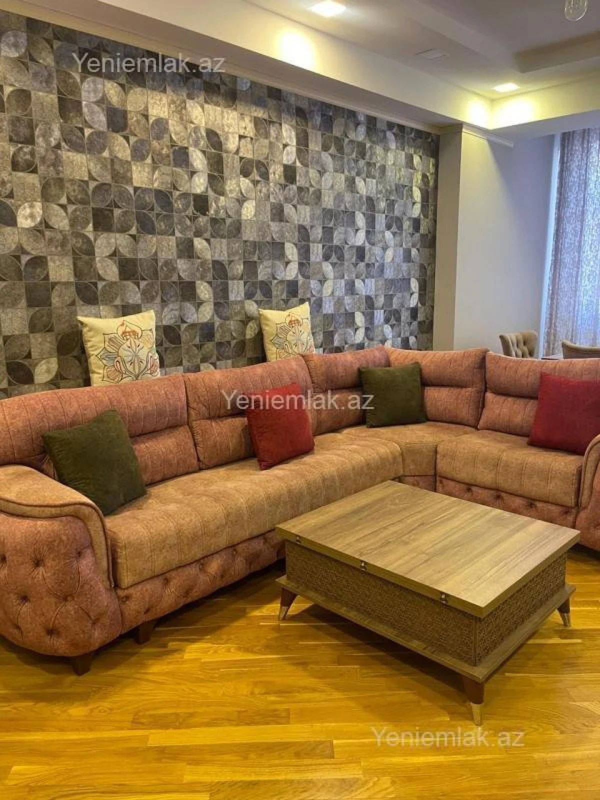 Satılır 3 otaqlı yeni tikili 140 m²