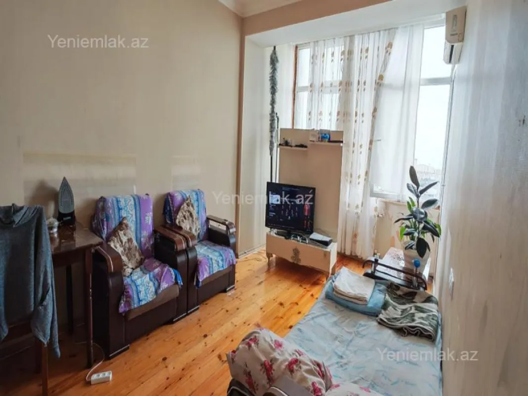 Satılır 3 otaqlı yeni tikili 75 m²