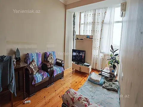 Satılır 3 otaqlı yeni tikili 75 m²