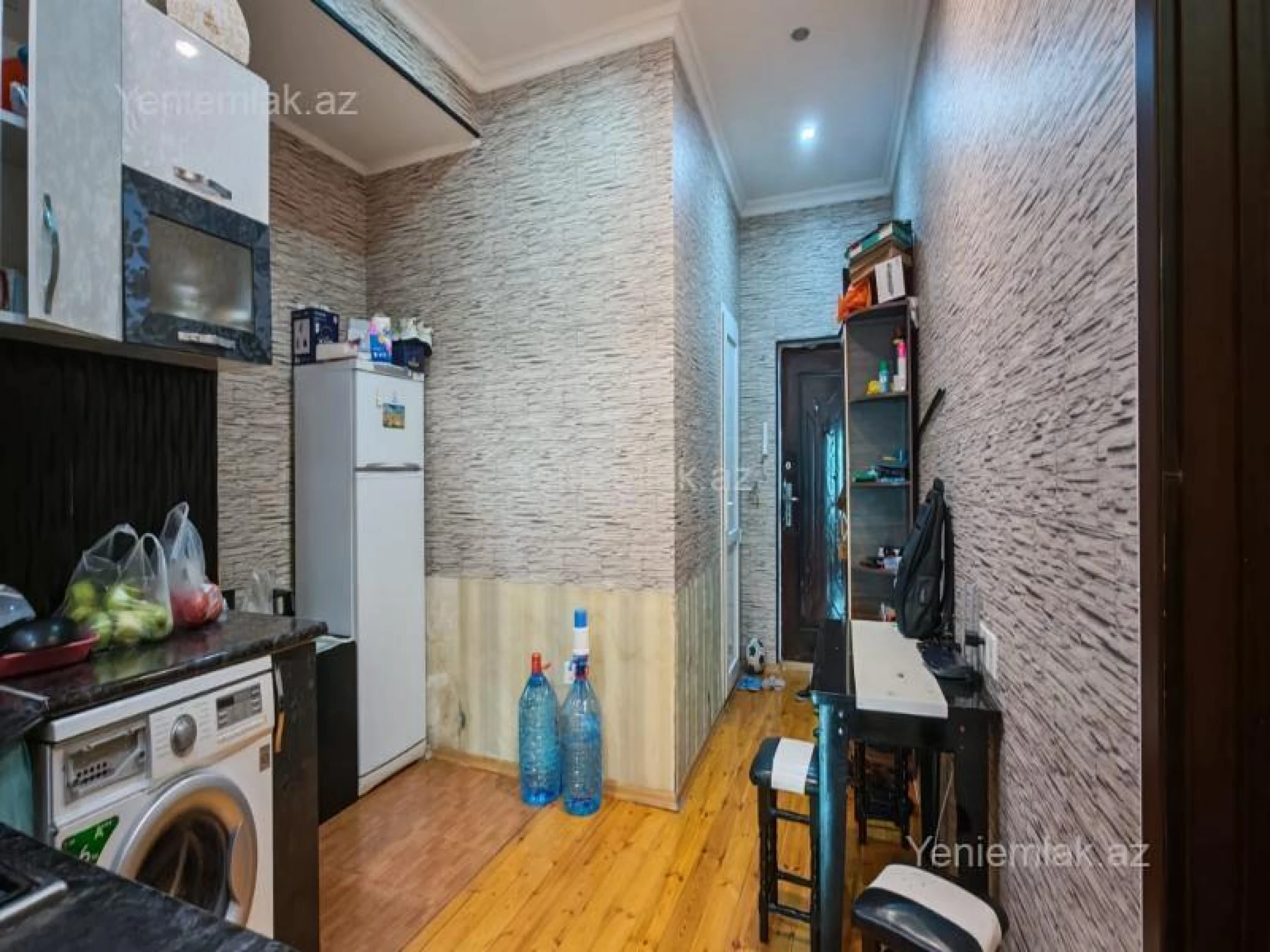 Satılır 3 otaqlı yeni tikili 75 m²