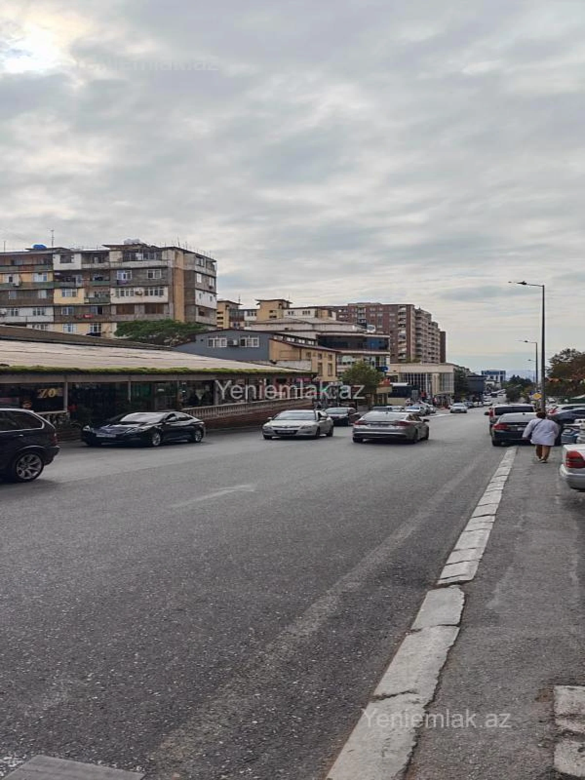 Satılır 3 otaqlı yeni tikili 75 m²