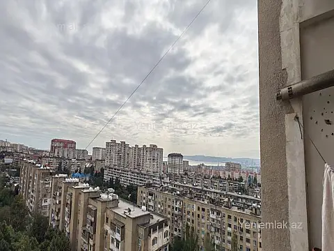 Satılır 3 otaqlı yeni tikili 75 m²