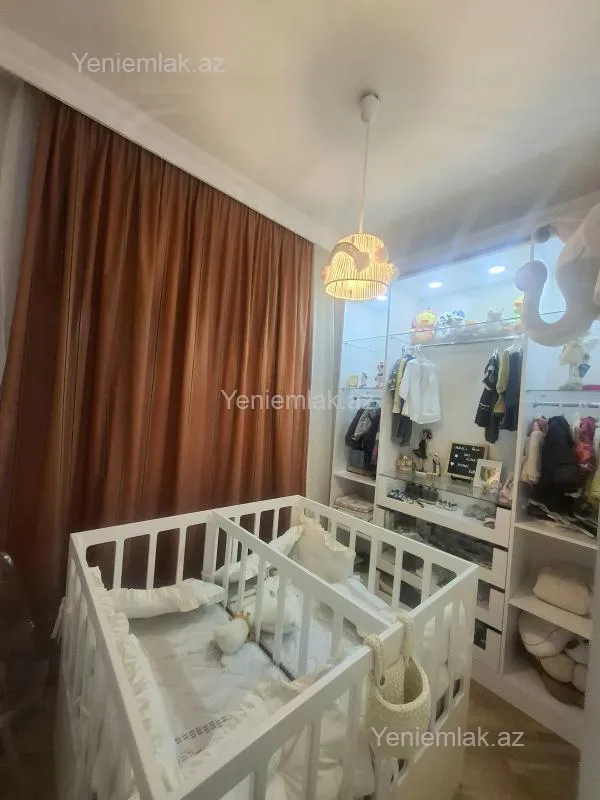 Satılır 2 otaqlı yeni tikili 89 m²