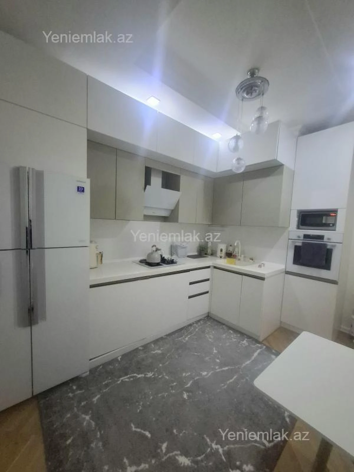 Satılır 2 otaqlı yeni tikili 89 m²