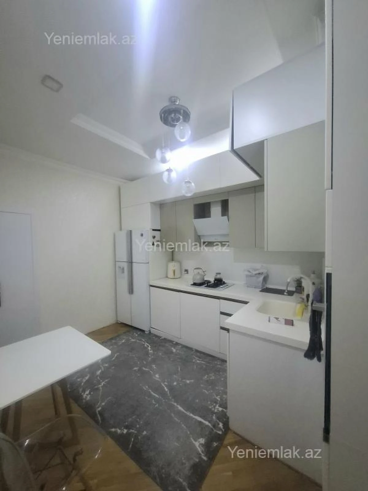 Satılır 2 otaqlı yeni tikili 89 m²