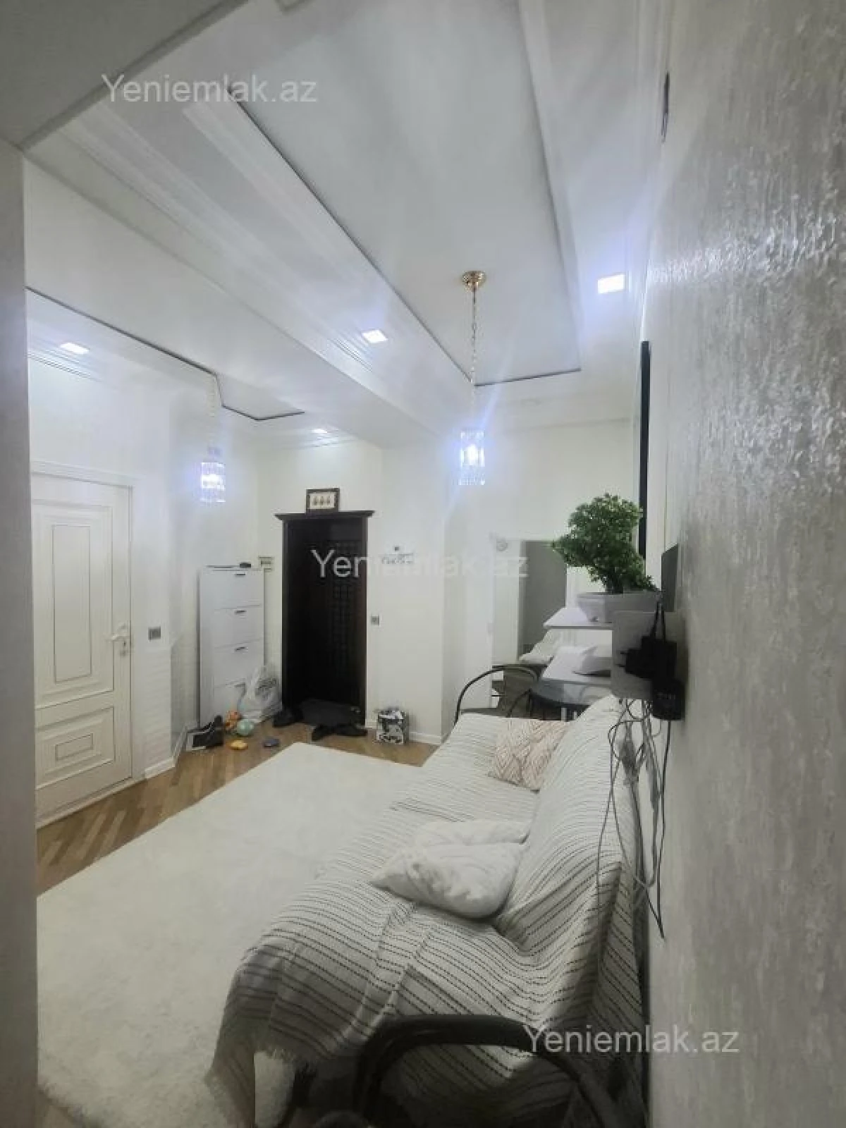 Satılır 2 otaqlı yeni tikili 89 m²