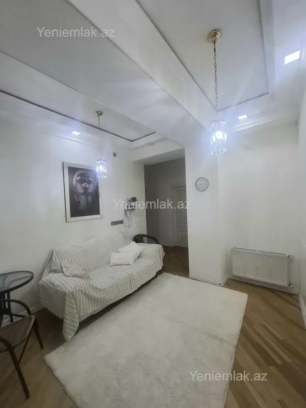 Satılır 2 otaqlı yeni tikili 89 m²