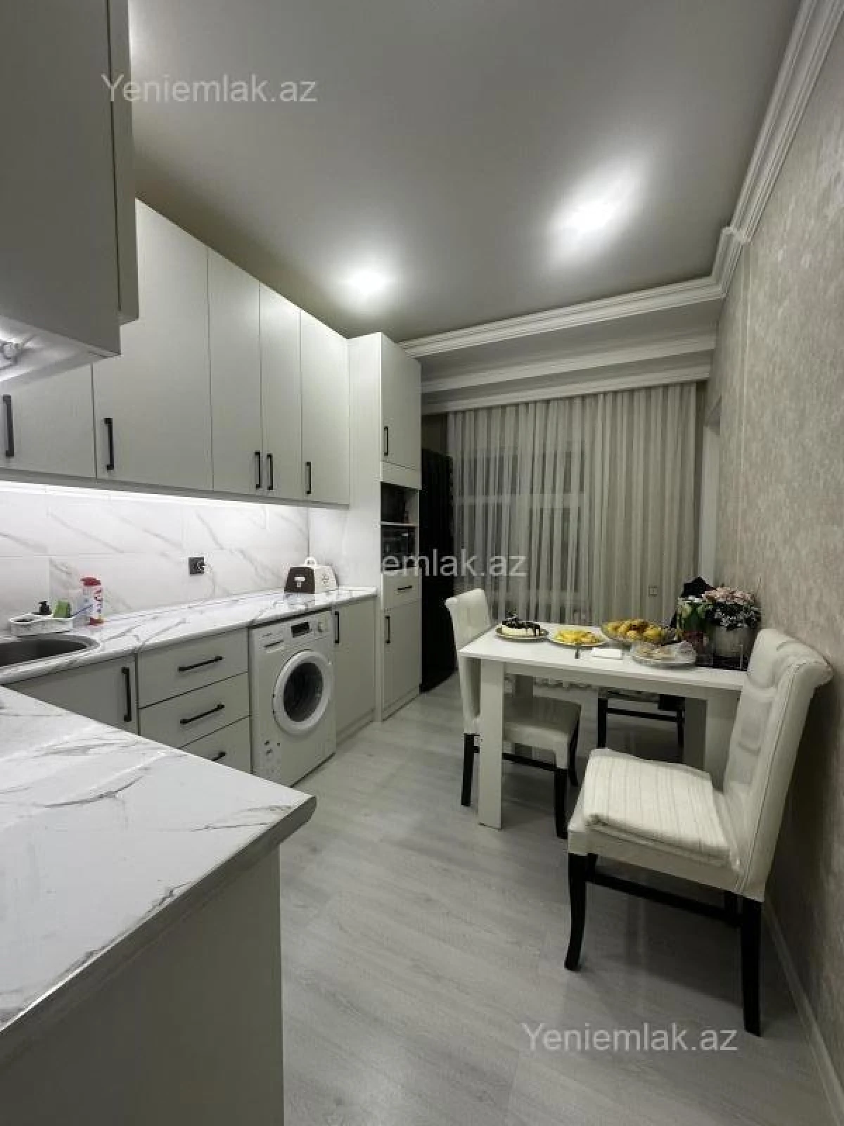 Satılır 2 otaqlı yeni tikili 73 m²