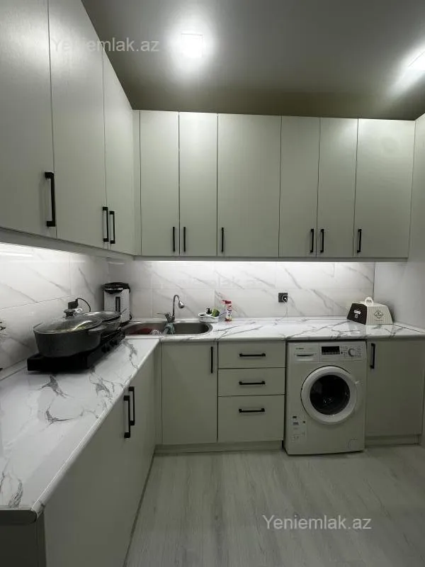 Satılır 2 otaqlı yeni tikili 73 m²