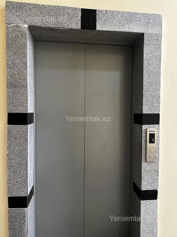 Satılır 2 otaqlı yeni tikili 80 m²