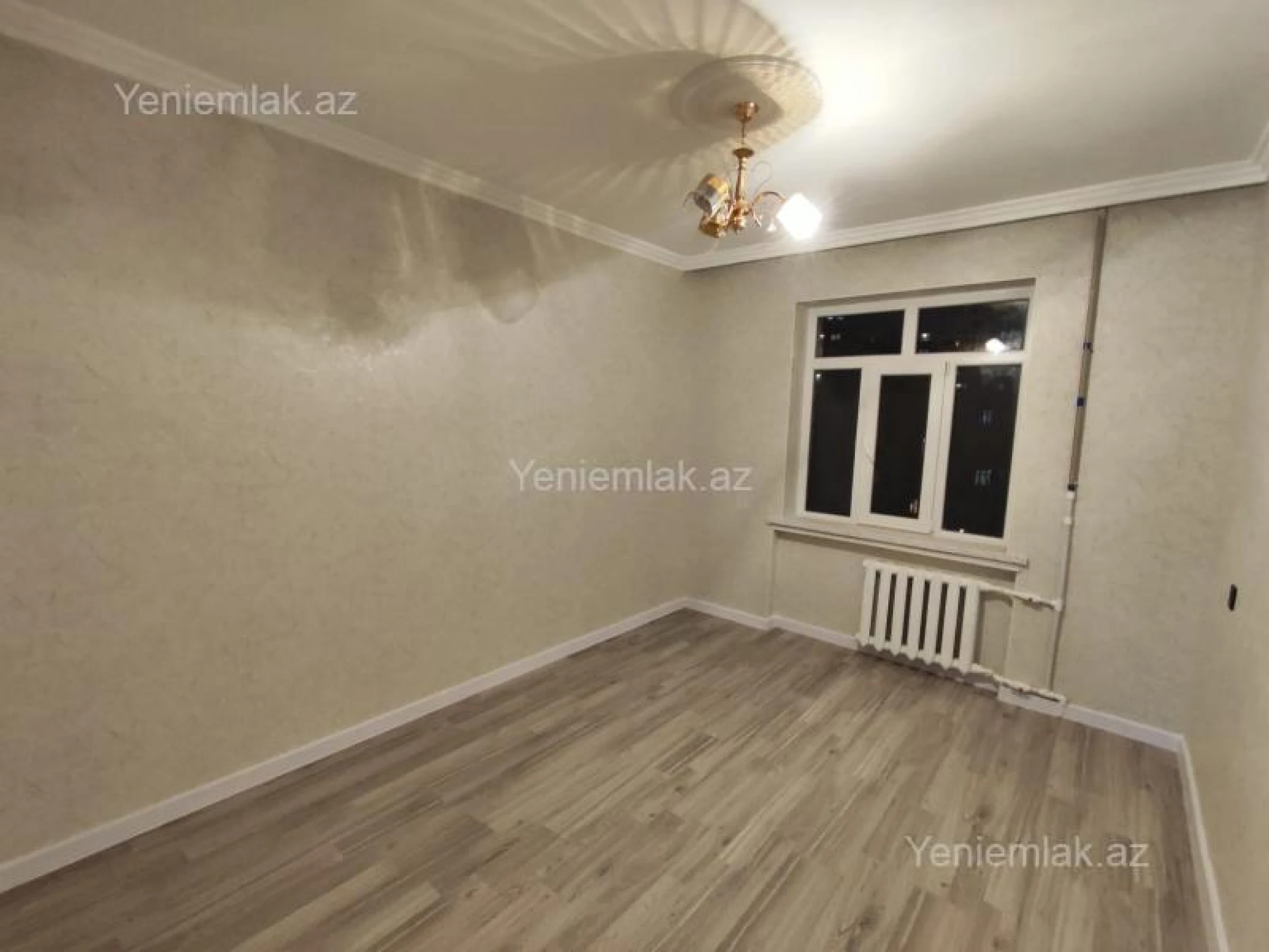 Satılır 3 otaqlı köhnə tikili 80 m²