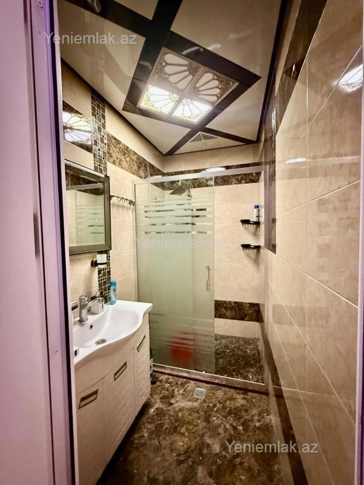 Satılır 5 otaqlı köhnə tikili 132 m²