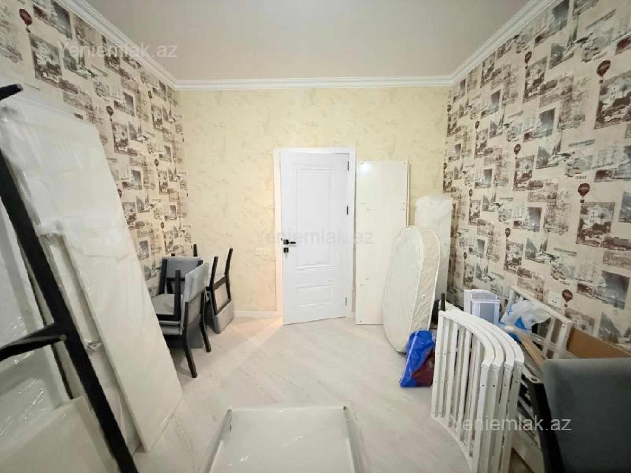 Satılır 5 otaqlı köhnə tikili 132 m²