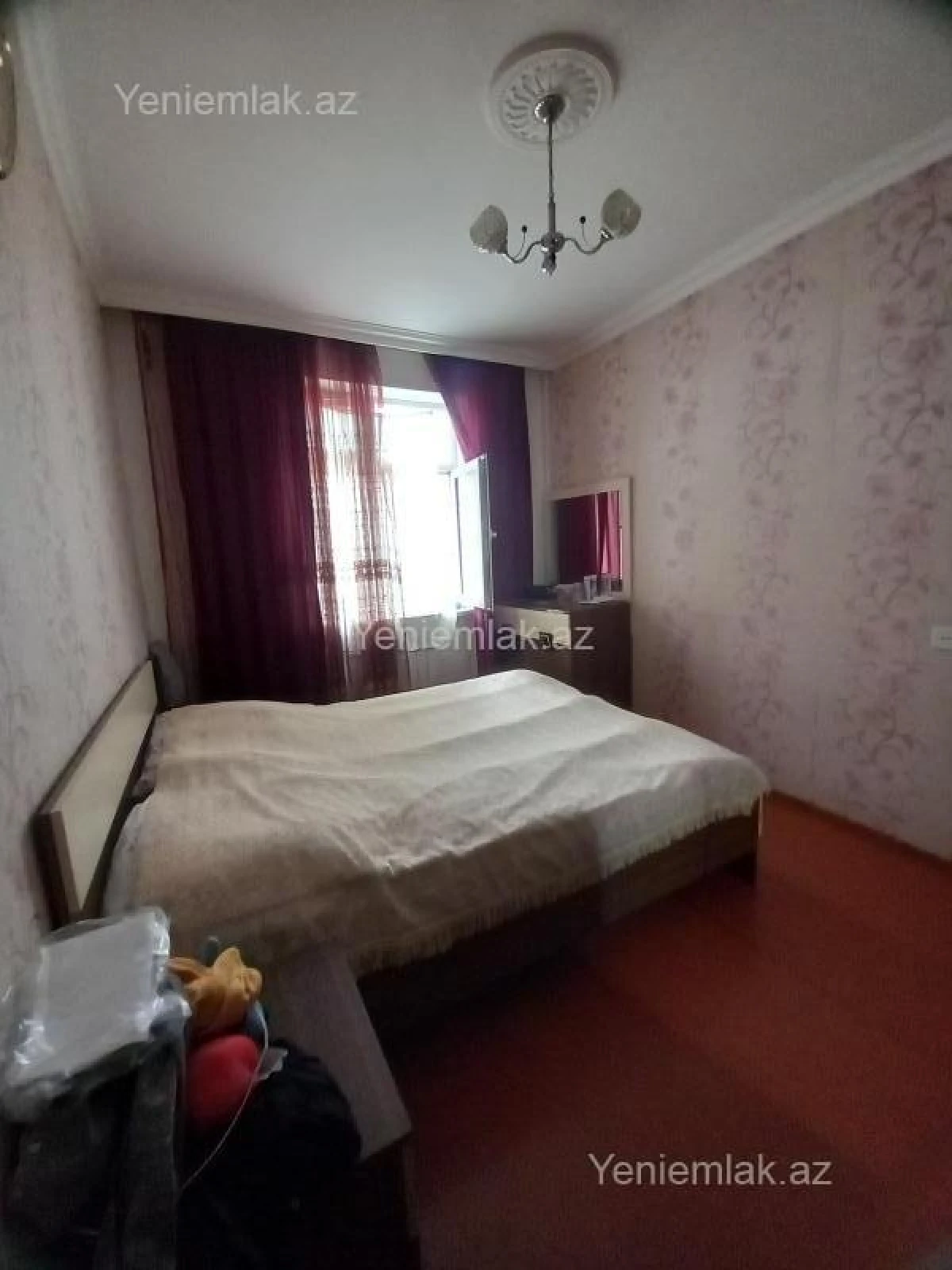 Satılır 5 otaqlı köhnə tikili 102.1 m²