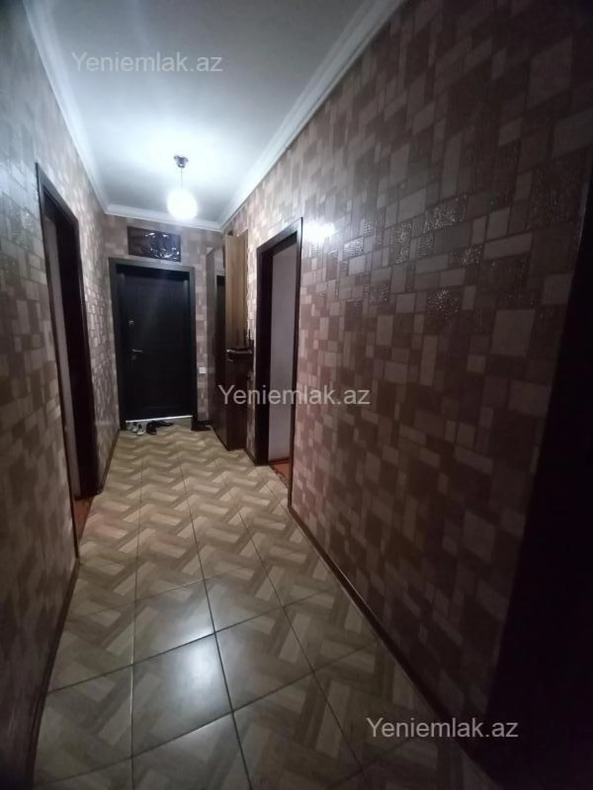 Satılır 5 otaqlı köhnə tikili 102.1 m²