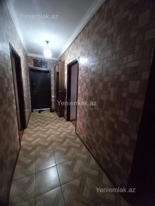 Satılır 5 otaqlı köhnə tikili 102.1 m²