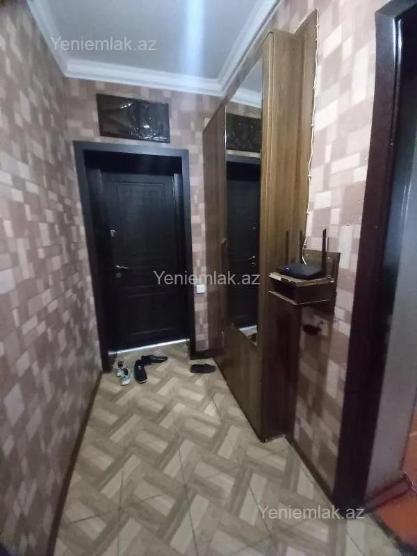 Satılır 5 otaqlı köhnə tikili 102.1 m²