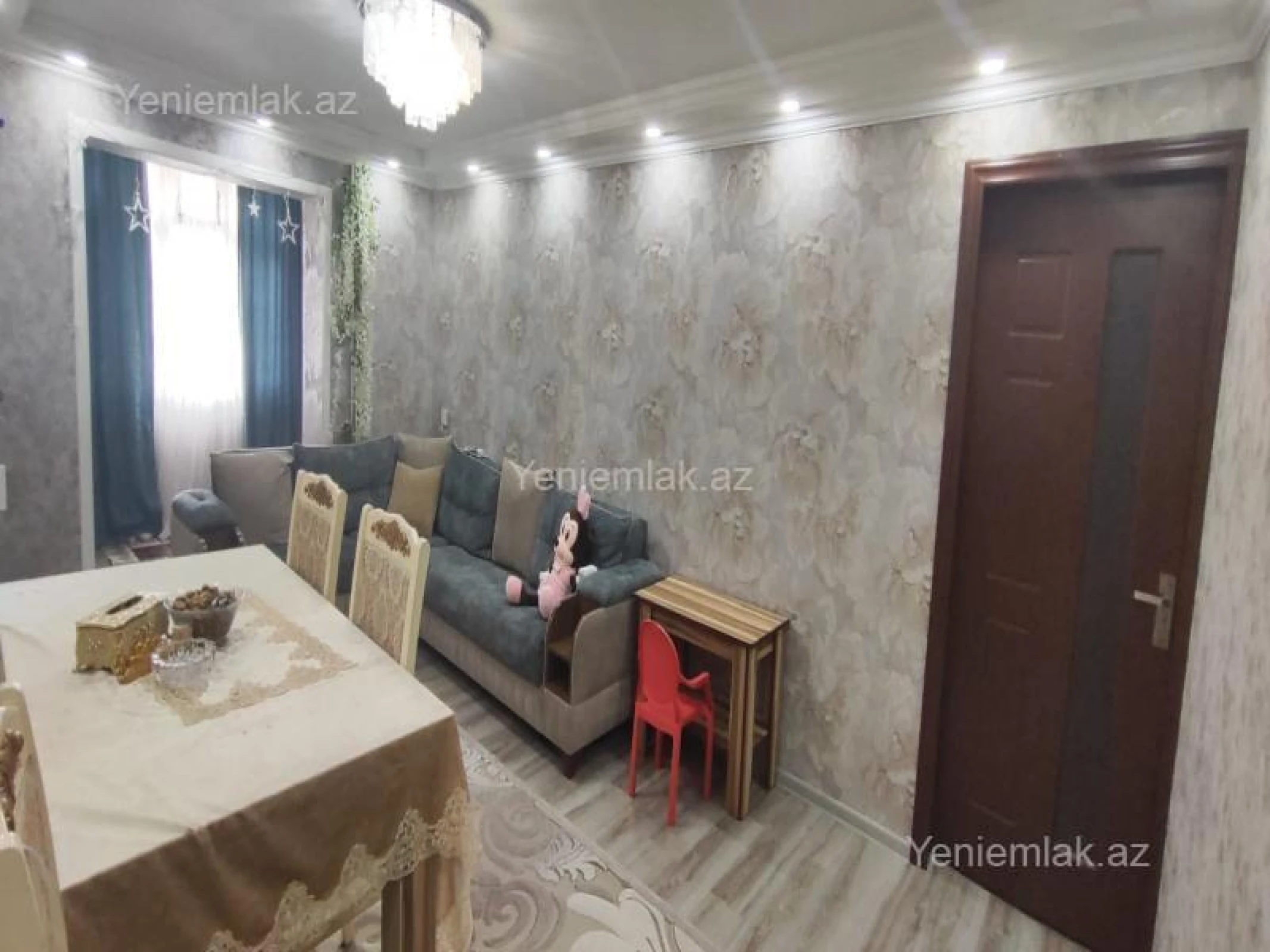 Satılır 4 otaqlı köhnə tikili 96 m²