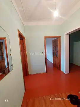Satılır 3 otaqlı köhnə tikili 70 m²