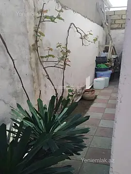 Satılır 3 otaqlı həyət evi 72 m²