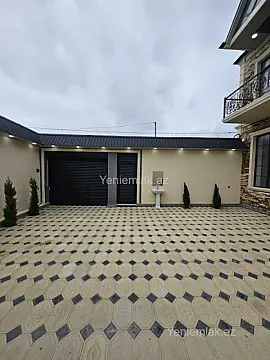 Satılır 5 otaqlı həyət evi 200 m²