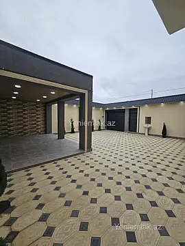 Satılır 5 otaqlı həyət evi 200 m²