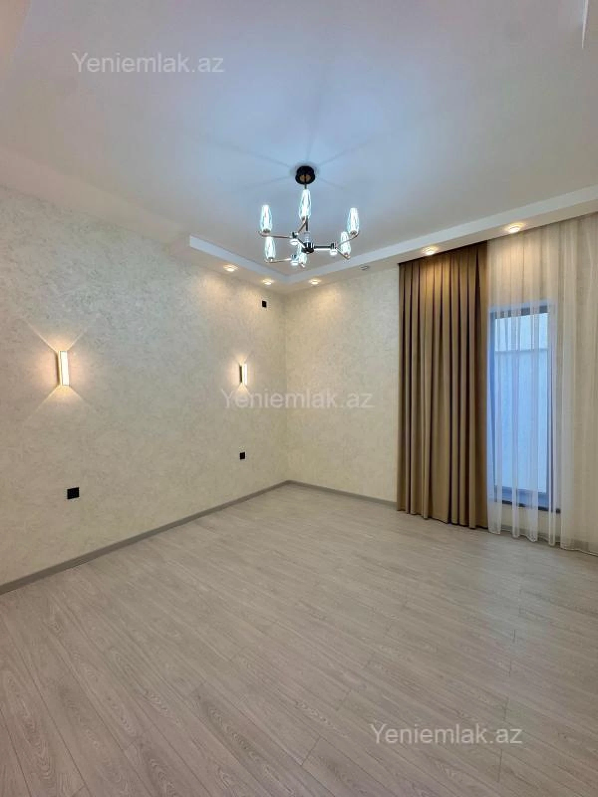 Satılır 4 otaqlı həyət evi 160 m²