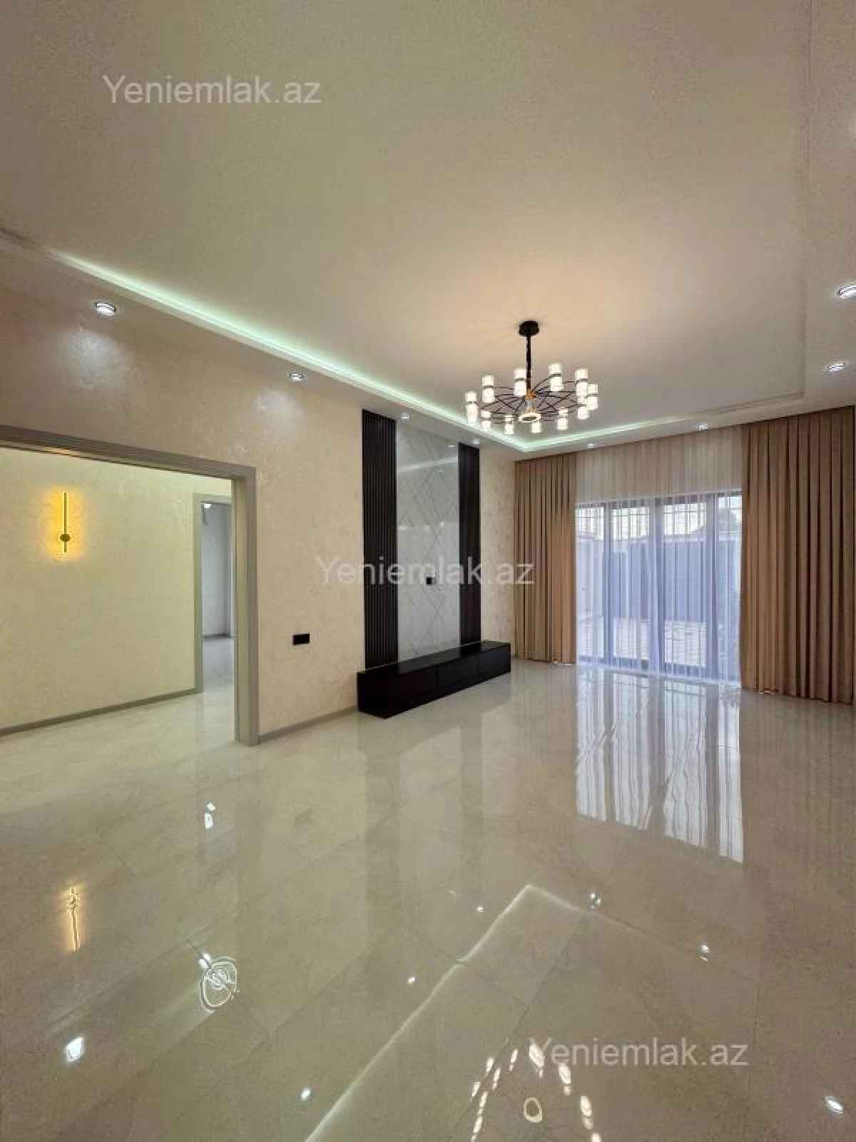 Satılır 4 otaqlı həyət evi 160 m²